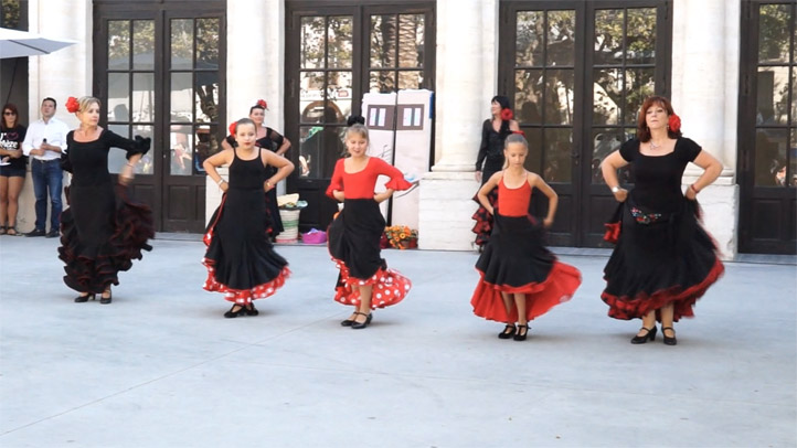 Fête des associations de Mèze 2016 - Demo 1 de l'association "Danses passion"