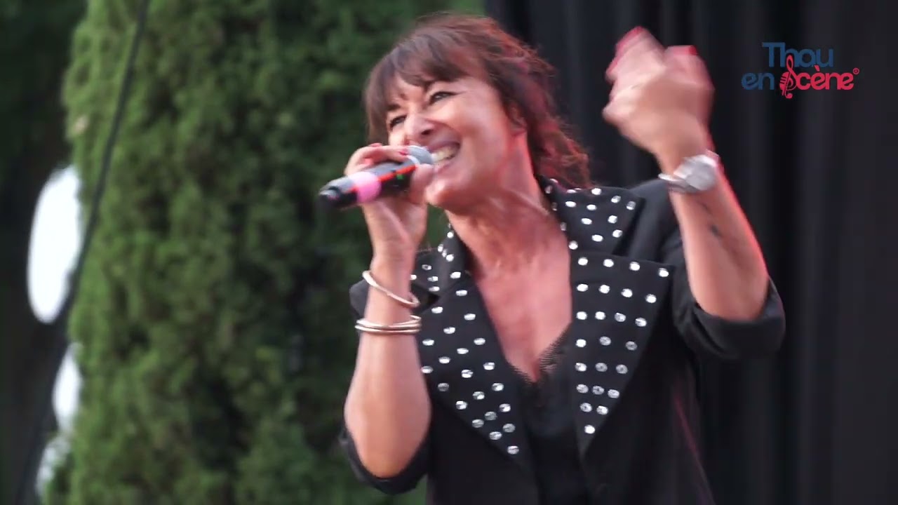 Jacqueline interprète “ça me vexe” de Mademoiselle K– Finale Thau en Scène 2025