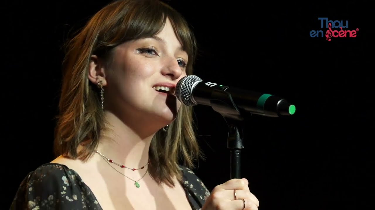 Léa chante "Je me perds" - Thau en Scène 4